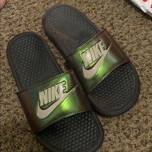 Nike slides
